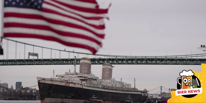 Der Ozeandampfer SS United States hat seinen Liegeplatz in Philadelphia verlassen. Aus dem Schiff soll jetzt das weltgrösste künstliche Riff entstehen. (Archivbild) SS United States Philadelphia