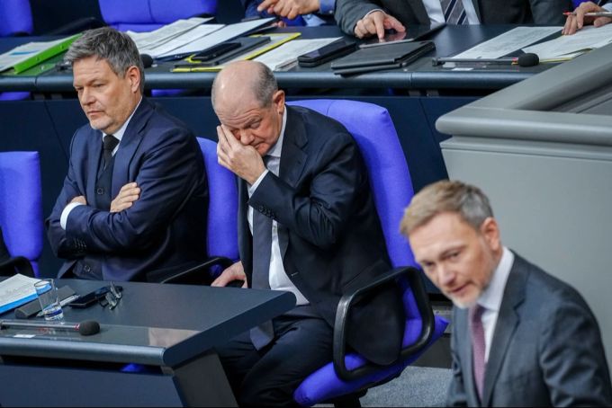 Ob das Scheitern der Ampel eine grosse politische Wende bringt, ist fraglich. Im Bild von links nach rechts: Robert Habeck, Olaf Scholz und Christian Lindner. Ampel