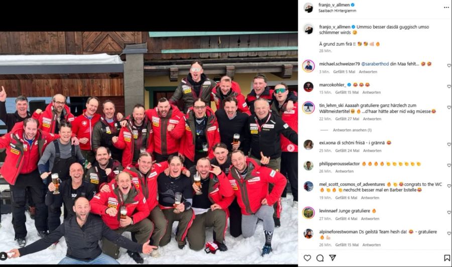 Das Swiss-Ski-Team posiert an der WM mit speziellen Frisuren ...