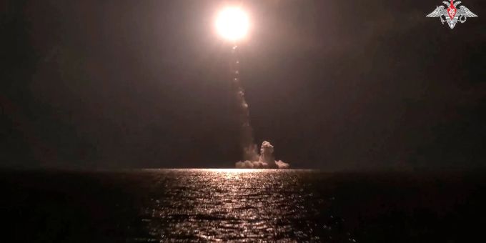 Reaktion - Russland macht Atomübung und bestellt Diplomaten ein