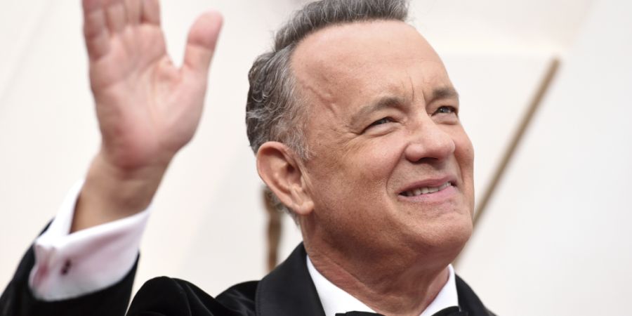 ARCHIV - Tom Hanks, US-Schauspieler, kommt zur 92. Verleihung der Academy Awards ins Dolby Theatre. Foto: Jordan Strauss/Invision/AP/dpa