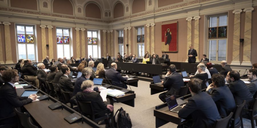 Das Glarner Parlament - auch Landrat genannt - besteht aus 60 Personen. (Archivbild)