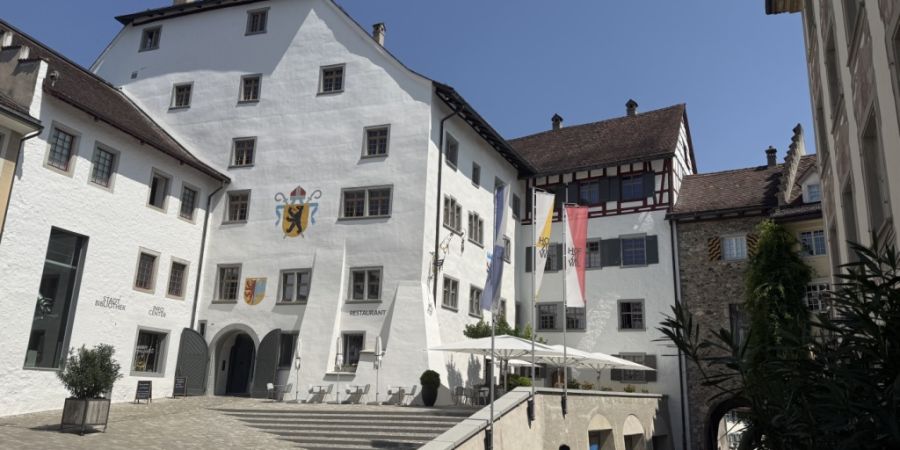 Der Hof in der Wiler Altstadt ist das Wahrzeichen der Stadt.