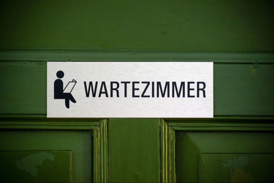 Der Schweizer ist mutmasslich das erste männliche Opfer. Bereits das Wartezimmer sei ihm komisch vorgekommen.