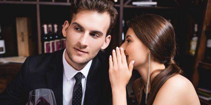 Geduld und Raum lassen ist wichtig, um eine gesunde Dynamik in einer neuen Beziehung aufzubauen.Geduld und Raum lassen ist wichtig, um eine gesunde Dynamik in einer neuen Beziehung aufzubauen. Dating.
