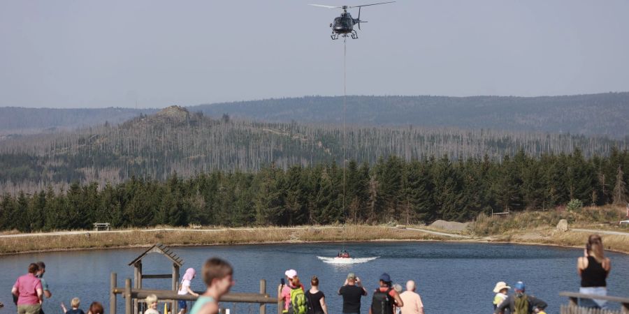 Der Brand unterhalb des Brockens im Harz ist noch nicht unter Kontrolle (Foto aktuell).