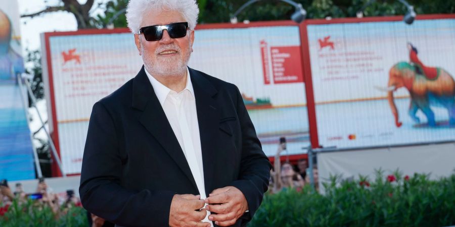 Pedro Almodóvar hat den Goldenen Löwen in Venedig gewonnen.