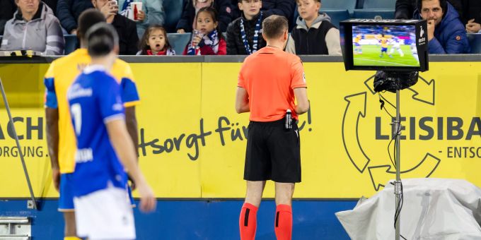 «Nicht korrekt» - VAR-Penalty gegen GC? Jetzt spricht der Schiri-Boss