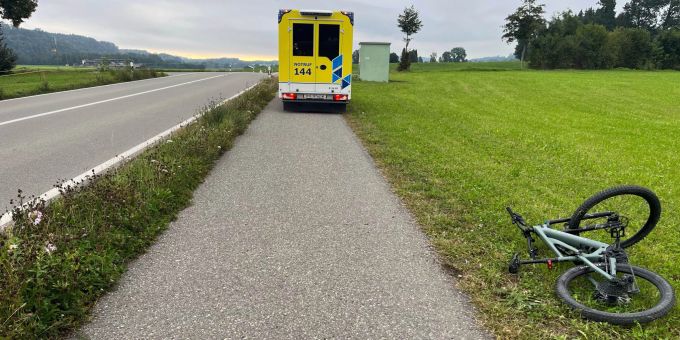 Oberbüren SG: Sturz von zwei Velofahrerinnen. Oberbüren SG
