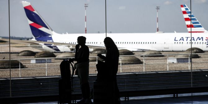 French air traffic controllers go on strike