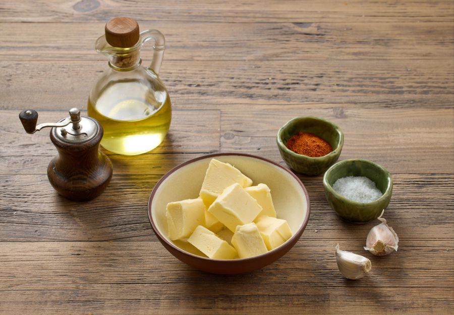 butter in schüssel