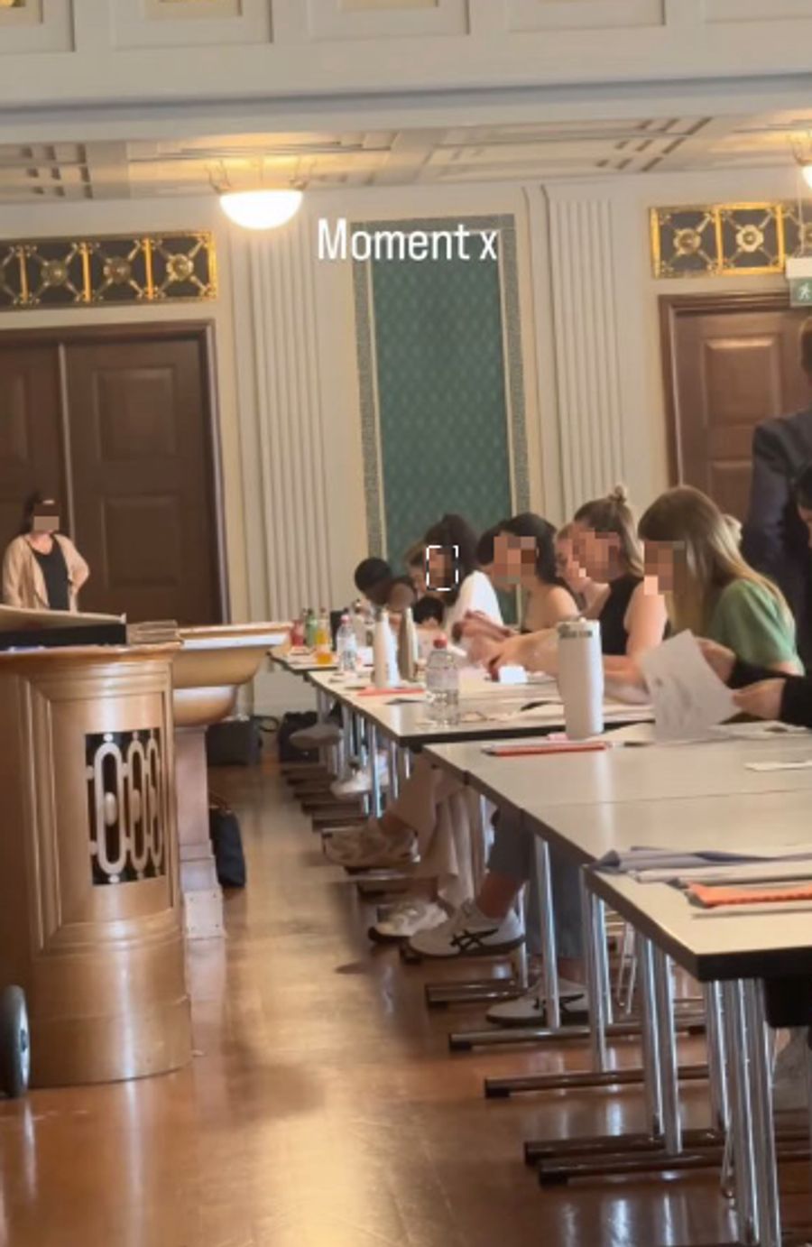 Die Influencerin postete in ihrer Instagram-Story Fotos der Prüfungskandidaten – allerdings unverpixelt.