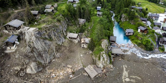 Vom Bergsturz zerstörte Häuser in Blatten VS. Blatten Bergsturz