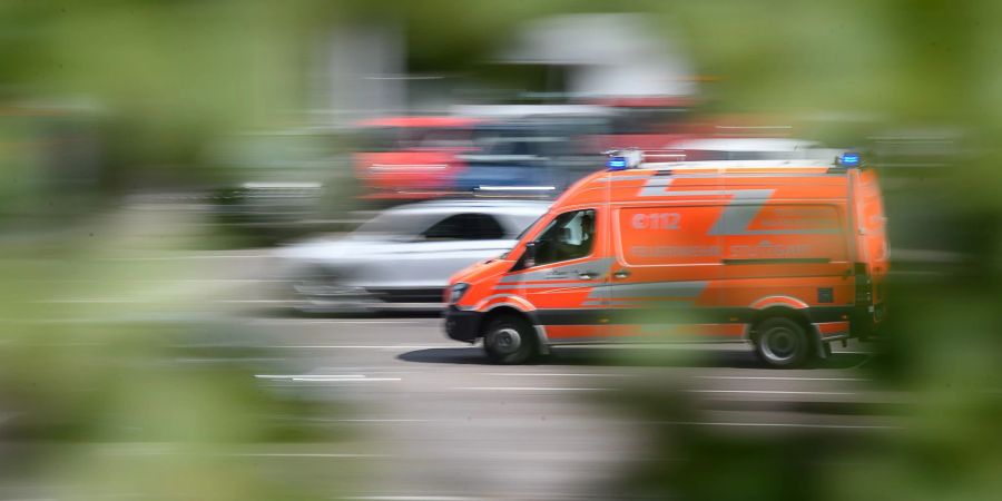 Während dem Sportunterricht muss ein Junge im Ortenaukreis reanimiert werden. Nur kurz darauf stirbt er im Krankenhaus.