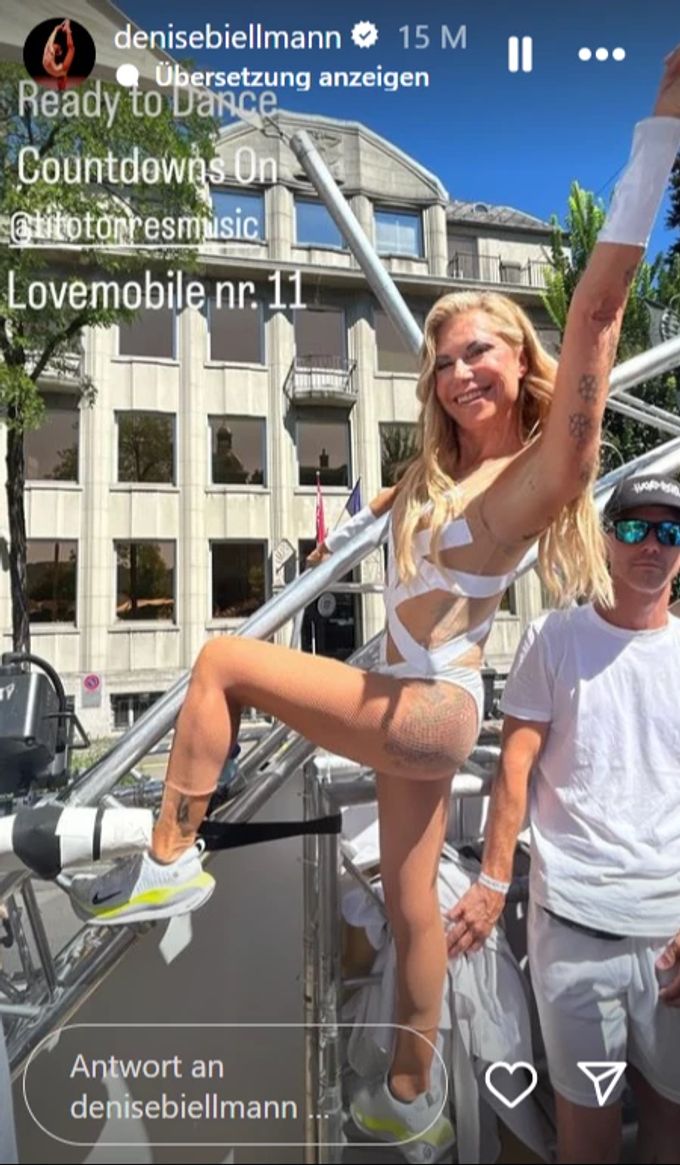Denise Biellmann feiert an der Street Parade. Denise Biellmann