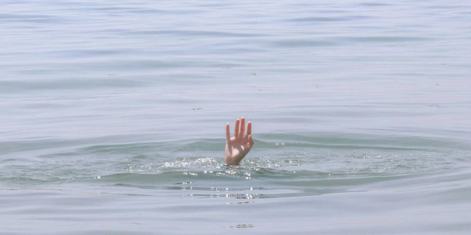 Nur vier bis fünf Minuten machen bei Ertrinkungsunfällen den Unterschied zwischen Leben und Tod aus. (Symbolbild) Ertrinken