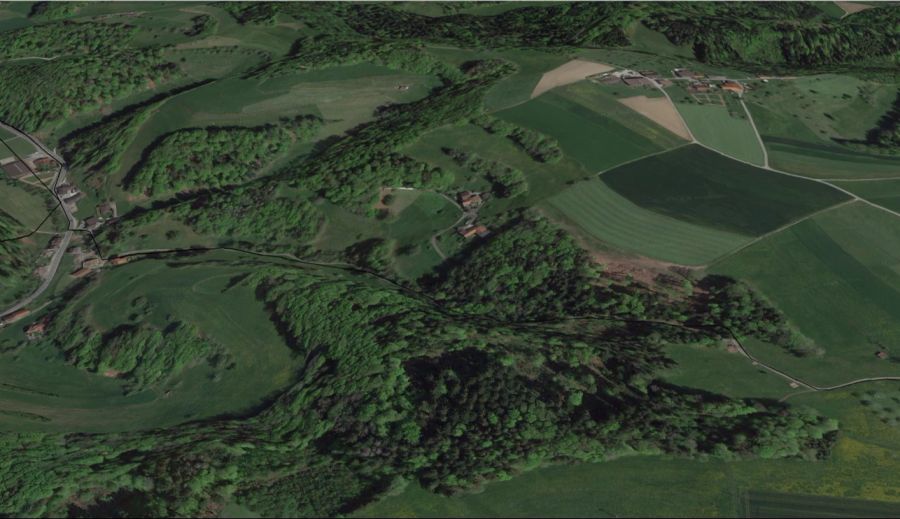 Im Kanton Aargau führt es auch mal durch den Wald.