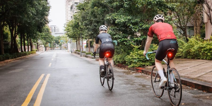 Für Radfahrer könnte das intelligente Rücklicht vor allem in Städten eine grosse Hilfe sein.