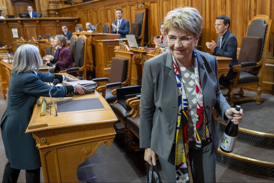 Viola Amherd (Die Mitte) war von 2019 bis 2025 im Bundesrat. Im Bild: Amherd verlässt nach der letzten Debatte den Ständeratssaal am 20. März 2025 in Bern.