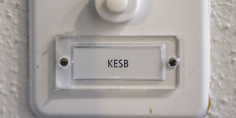 Die Zahl der Massnahmen im Kindes- und im Erwachsenenschutz liegt im Kanton St. Gallen leicht unter dem nationalen Durchschnitt. (Symbolbild)