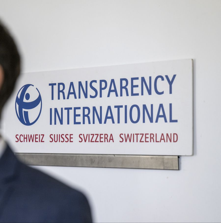 Doch das Register hat auch blinde Flecken: Urs Thalmann, Direktor von Transparency International Schweiz, fordert noch mehr Transparenz.