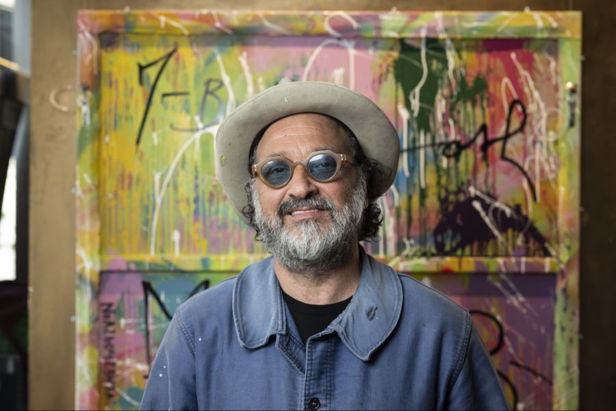 Diese Künstler wurden schon verdächtigt Banksy zu sein: Besonders häufig genannt wurde der französische Künstler Thierry Guetta.