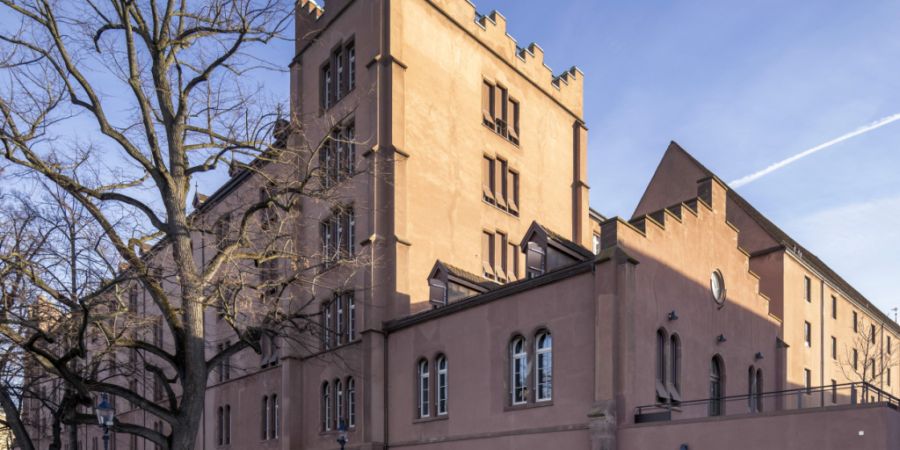 Für deb Restaurantbetrieb im Kopfbau der Basler Kaserne ist künftig die Always Hungry GmbH verantwortlich. Die Eröffnung soll 2028 erfolgen. (Archivbild)