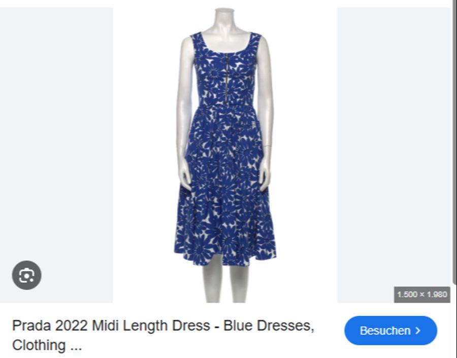 Der Dress könnte aus der Prada-Kollektion von 2022 stammen.
