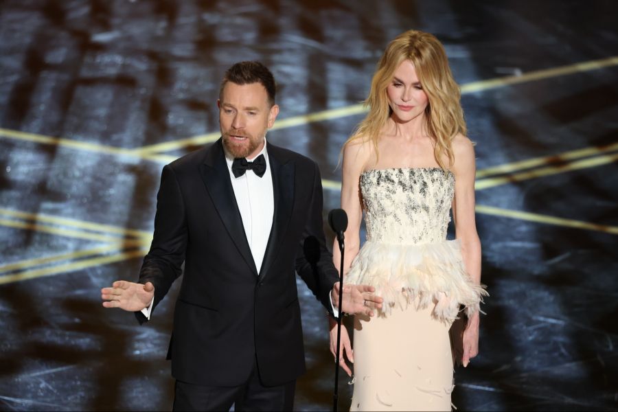 Grund dafür ist der schnelle Fettverlust, worauf die Haut nicht rasch genug reagieren kann. (Im Bild: Nicole Kidman)