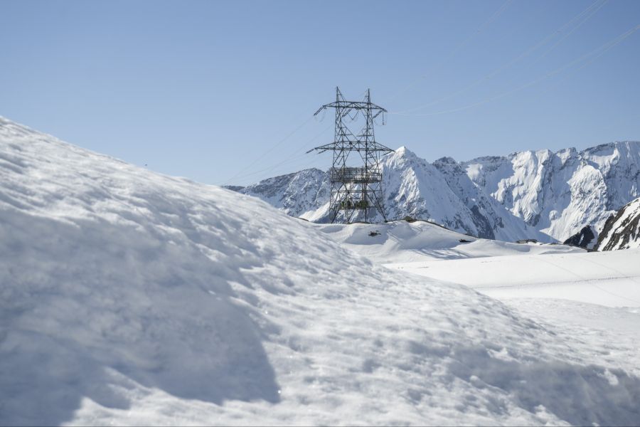 Geplant ist eine Seilbahn von Airolo über den Gotthard auf den Gemsstock und anschliessend nach Andermatt. (Symbolbild)