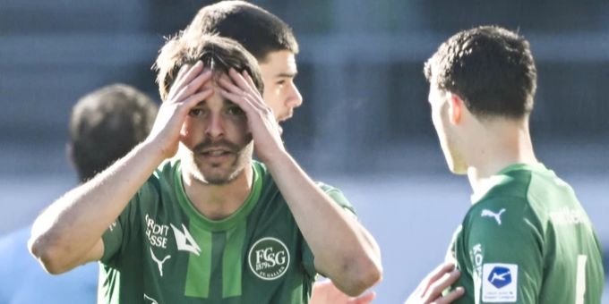 Lukas Görtler ist nach der Roten Karte letzten Januar gegen Lugano entsetzt. Lukas Görtler FC St.Gallen