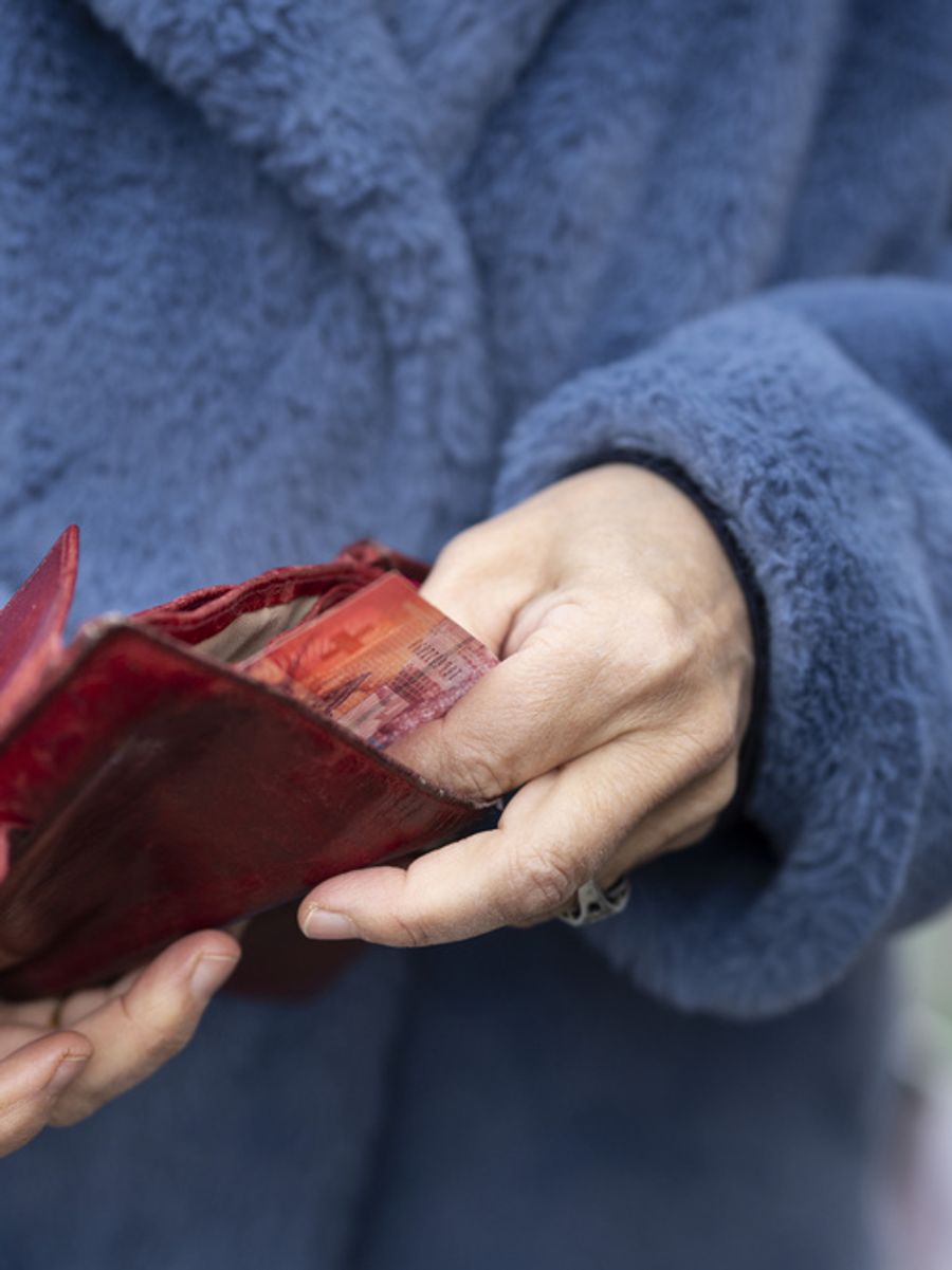 Für eine Wohnung setzt sie einen Finderlohn von 350 Franken aus.