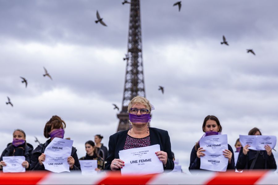 Hintergrund ist die Störung eines Auftritts eines Comedians, dem Vergewaltigung vorgeworfen wird. (Symbolbild)