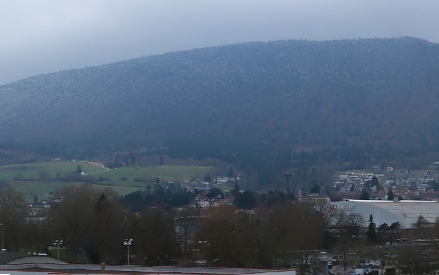 In Grenchen SO hat es für ein paar Flocken auf den Hügeln gereicht.