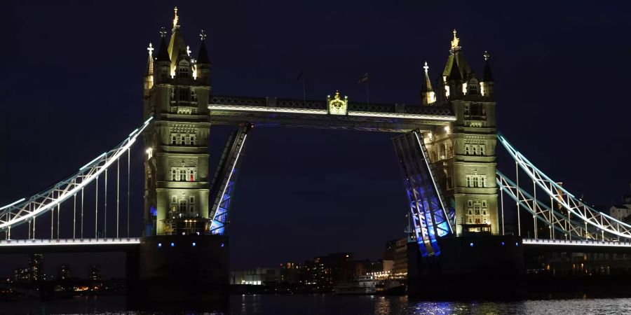 Tower Bridge in London