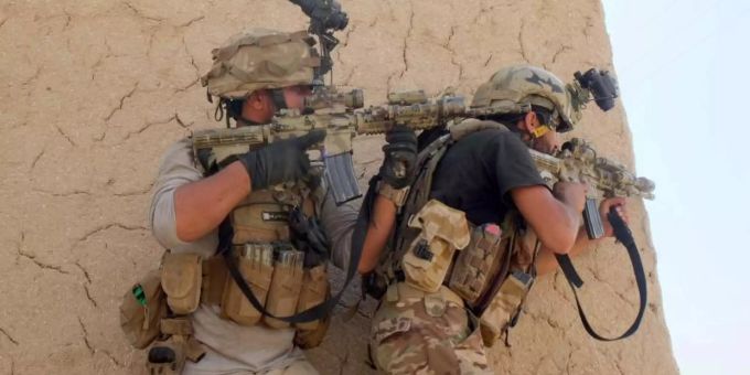 Mitglieder der afghanischen Sicherheitskräfte Anfang Juli während eines Gefechts mit Taliban. Foto: Sananullah Seiam/XinHua/dpa Mitglieder der afghanischen Sicherheitskräfte Anfang Juli während eines Gefechts mit Taliban. Foto: Sananullah Seiam/XinHua/dpa