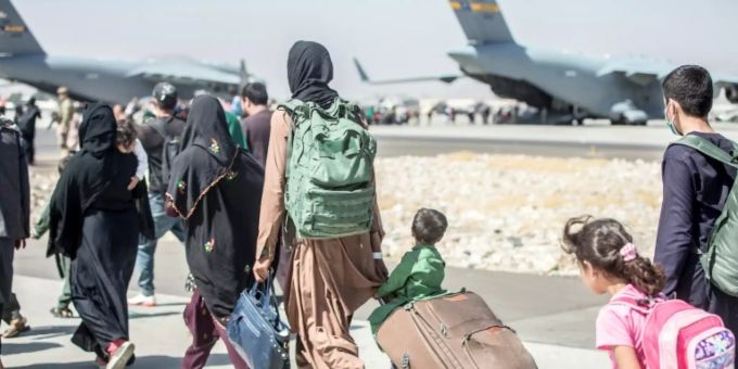 Afghanische Flüchtlinge auf dem Kabuler Flughafen Afghanische Flüchtlinge auf dem Kabuler Flughafen
