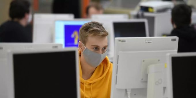 Schüler einer Berufsschule in Nordrhein-Westfalen Schüler einer Berufsschule in Nordrhein-Westfalen