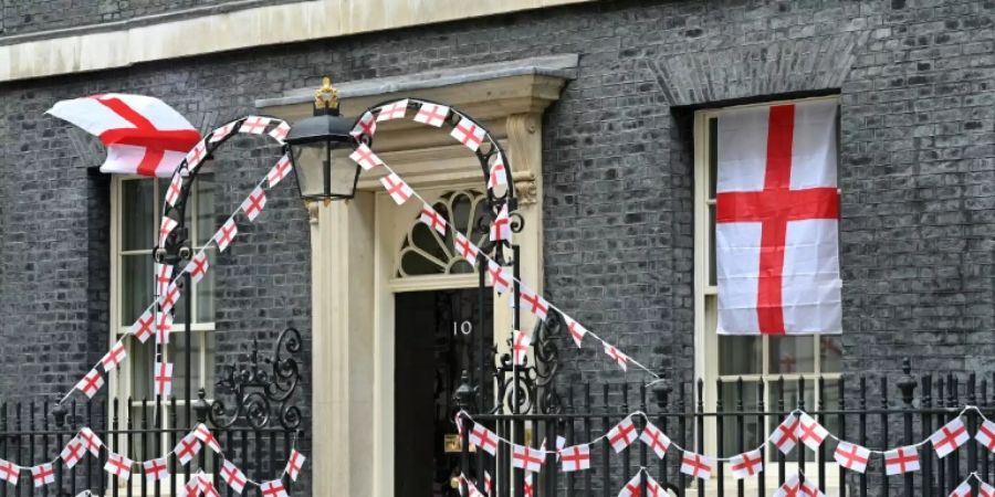 Downing Street Nr. 10 vor dem EM-Finale