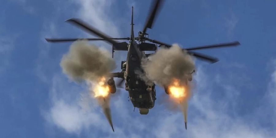 Auch Helikopter sollen bei dieser Offensive auf die Ukraine beteiligt sein.