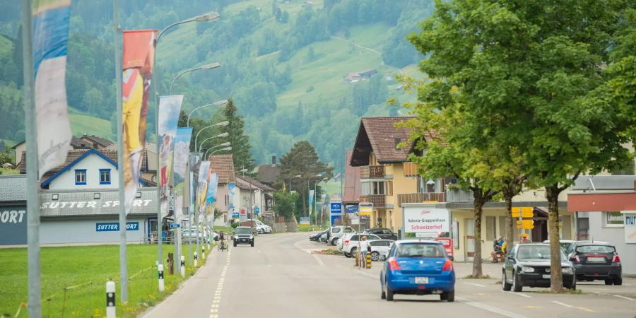 Hauptstrasse bei Wildhaus - Alt St. Johann.