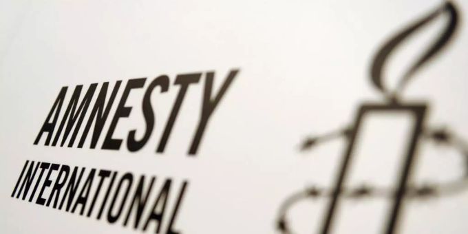 Amnesty International: «Es wird immer schwieriger für uns, in einem so instabilen Umfeld weiterzuarbeiten.». Foto: Britta Pedersen/zb/dpa Amnesty International: «Es wird immer schwieriger für uns, in einem so instabilen Umfeld weiterzuarbeiten.». Foto: Britta Pedersen/zb/dpa