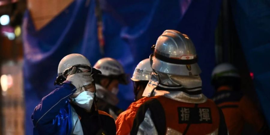 Feuerwehrleute in Osaka