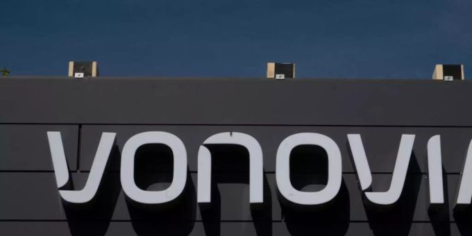 Für die Übernahme des einstigen Konkurrenten Deutsche Wohnen besorgt sich der Immobilienkonzern Vonovia rund acht Milliarden Euro über eine Kapitalerhöhung. Foto: Bernd Thissen/dpa Für die Übernahme des einstigen Konkurrenten Deutsche Wohnen besorgt sich der Immobilienkonzern Vonovia rund acht Milliarden Euro über eine Kapitalerhöhung. Foto: Bernd Thissen/dpa