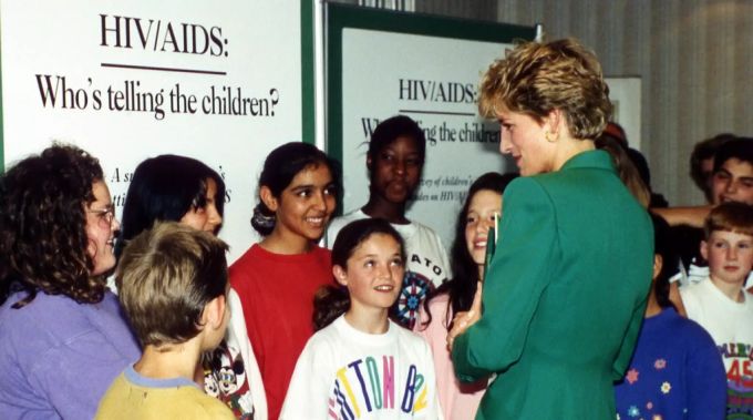 Prinzessin Diana bei einer Veranstaltung zum Thema Aids/HIV. diana