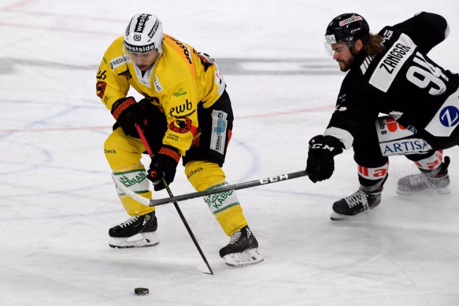 Bereits nach dem ersten Drittel steht es 3:0 für den HC Lugano.