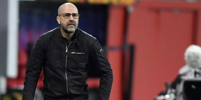 Trainer Peter Bosz ist mit Bayer Leverkusen aus der Europa League ausgeschieden. Foto: Martin Meissner/Pool AP/dpa Trainer Peter Bosz ist mit Bayer Leverkusen aus der Europa League ausgeschieden. Foto: Martin Meissner/Pool AP/dpa