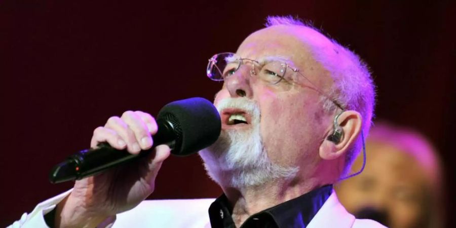 In Deutschland ein Star: Roger Whittaker wird 85. Foto: picture alliance / dpa
