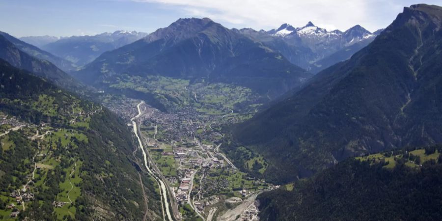 Die Landschaft bei Brig-Glis.