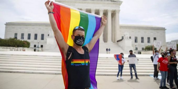 Trotz Veto - Arkansas beschliesst Behandlungsverbot Transjugendlicher